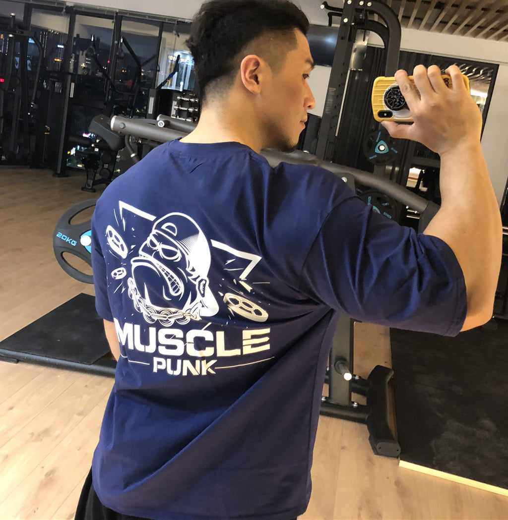 تي شيرت MUSCLE PUNK الأصلي الفضفاض بمقاس كبير وأكمام نصفية، ماركة أزياء رجالية مطبوعة، قميص لياقة بدنية بياقة دائرية وأكمام قصيرة