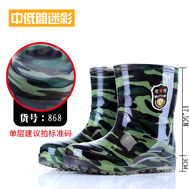 Taobao حذاء مطر رجالي بنعل لحم بقري مموه مقاوم للماء وغير قابل للانزلاق ومقاوم للاهتراء أحذية مائية مبطنة بالصوف الدافئ أحذية واقية للعمل مبيعات بالجملة